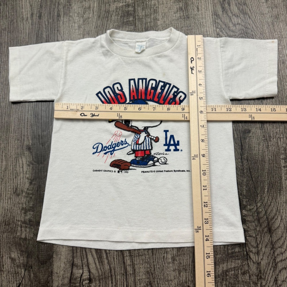 Vintage 1995 Los Angeles Dodgers Snoopy Peanuts T-Shirt Tee USA MLB Kids 3T - Picture 3 of 7